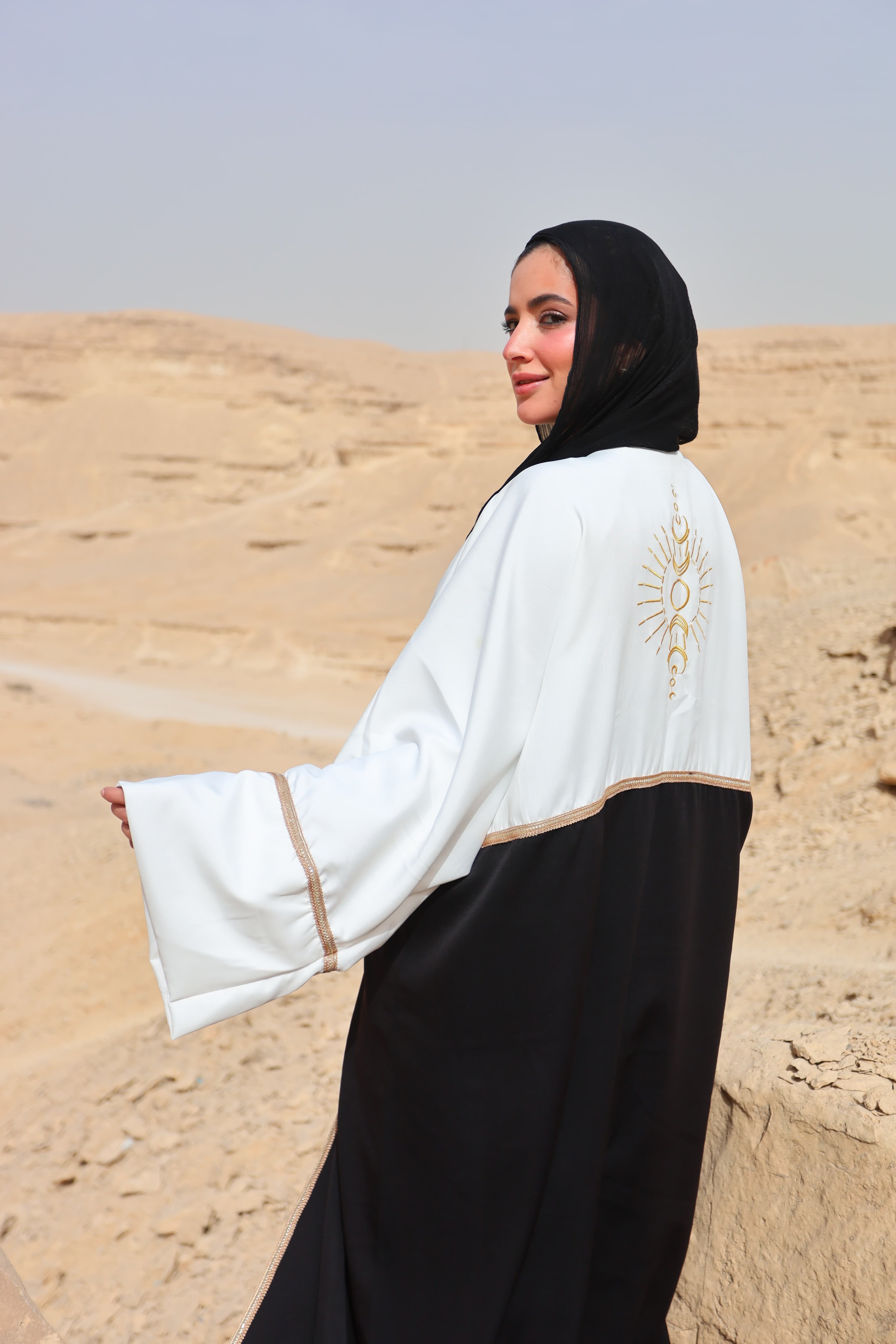 Nour Abaya