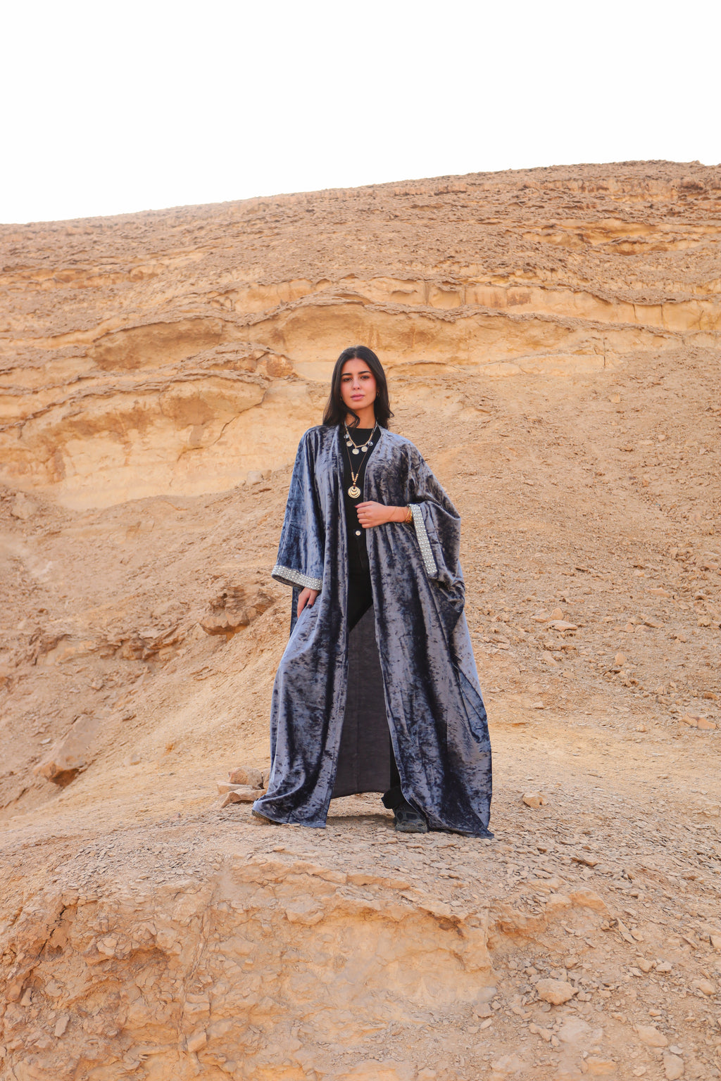 Konouz Abaya