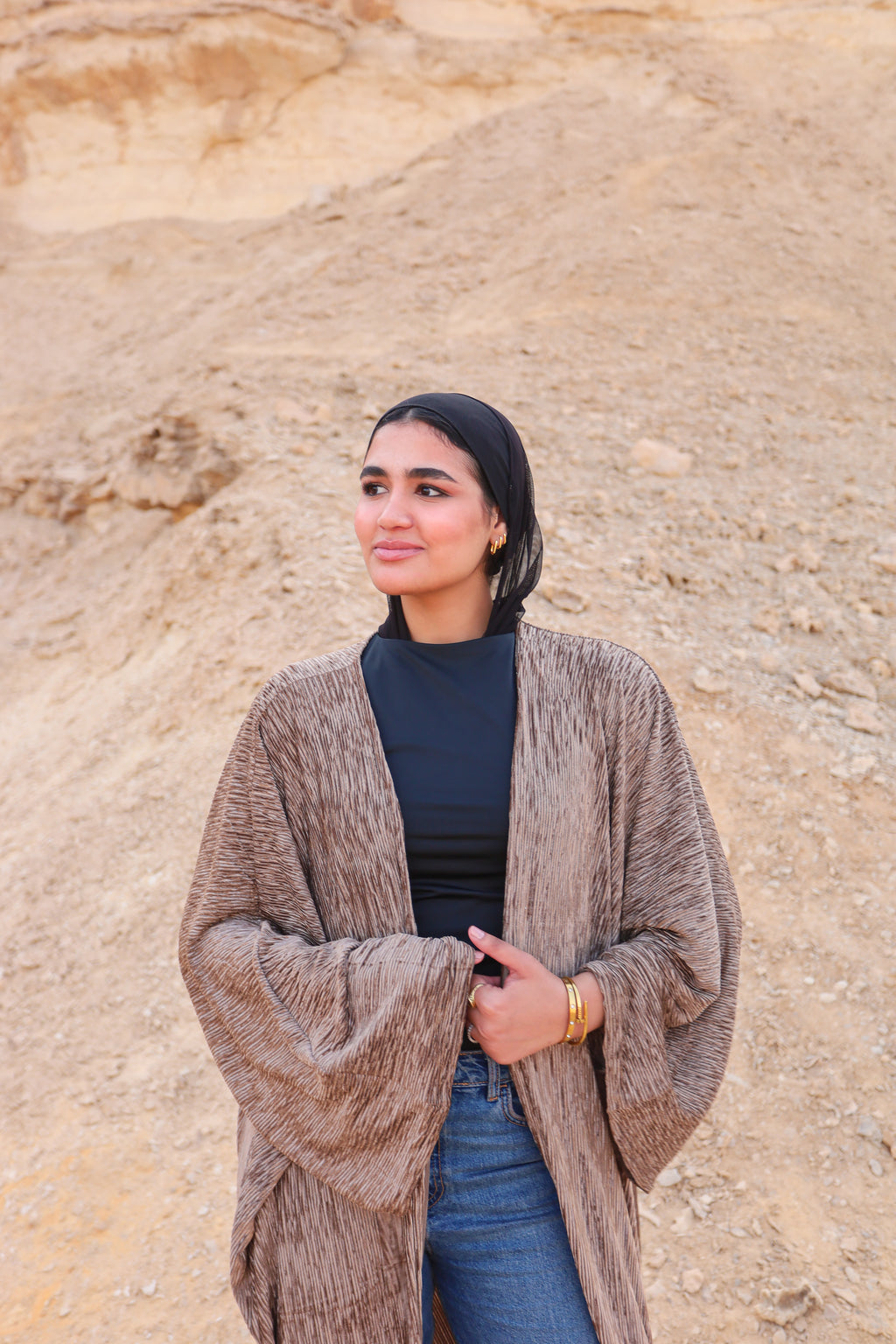 Mira Abaya