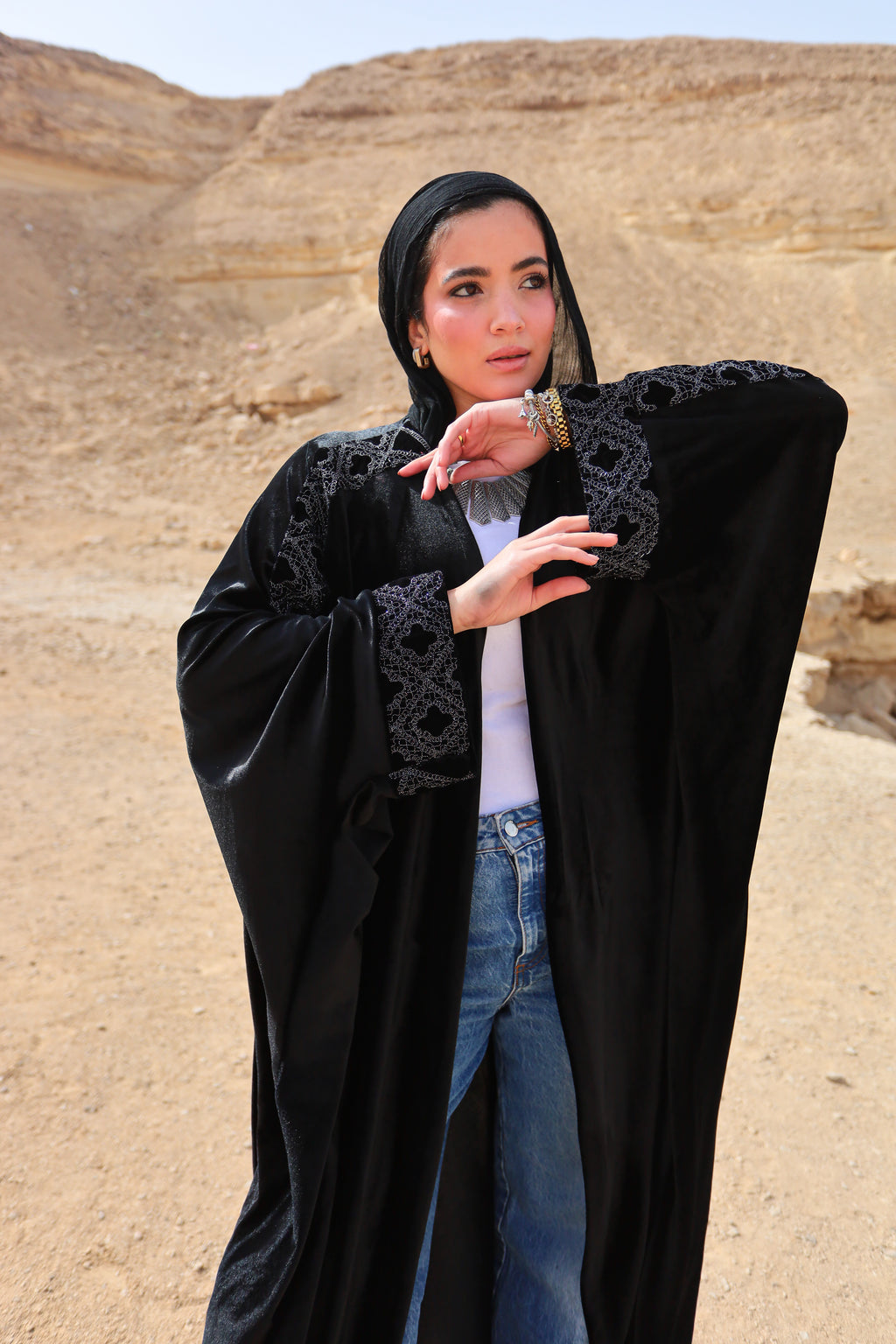 Leil Abaya