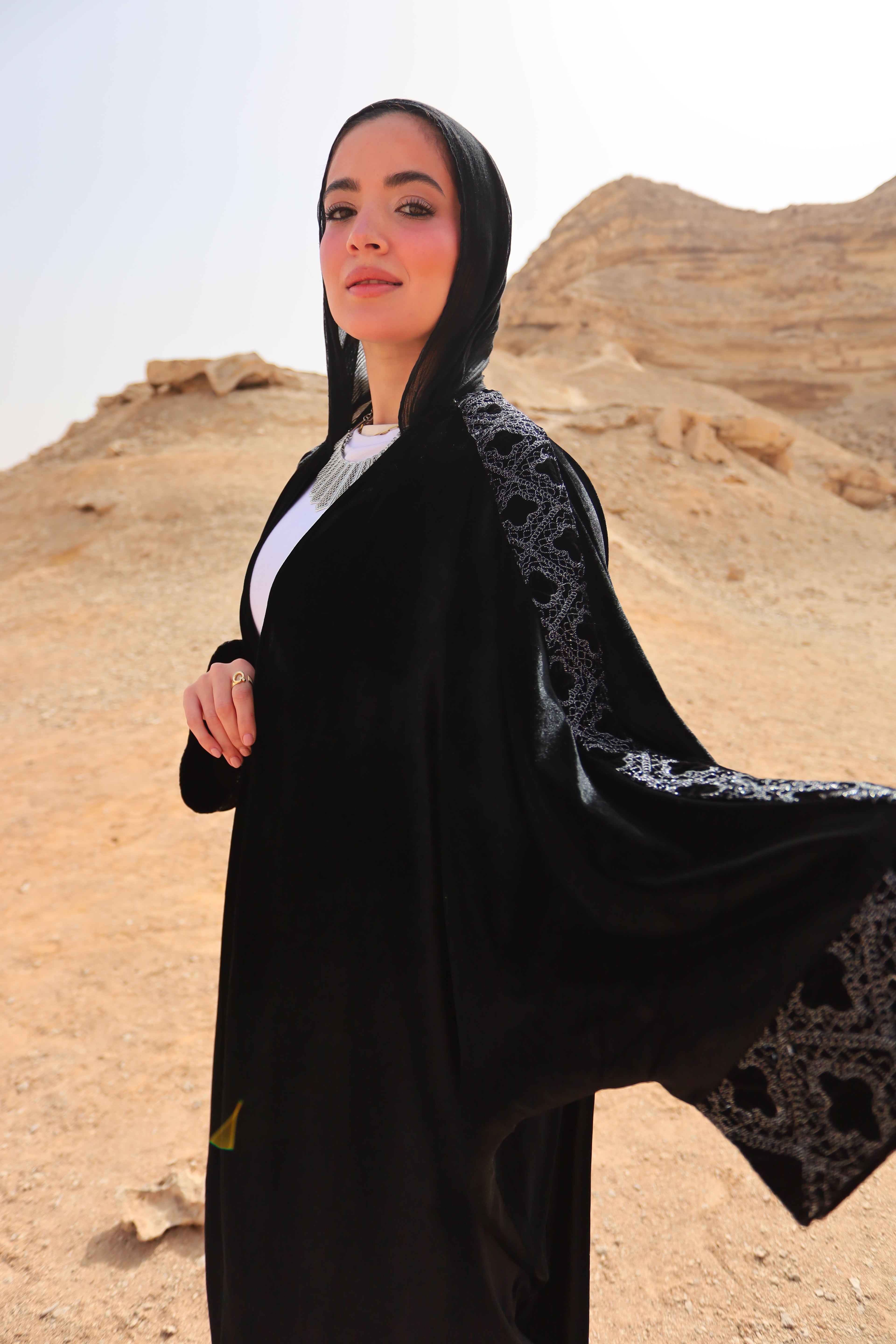 Leil Abaya